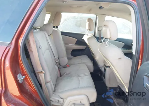 2013 Dodge Journey Sxt z USA, uszkodzony, nr VIN 3C4PDCBG3DT674876